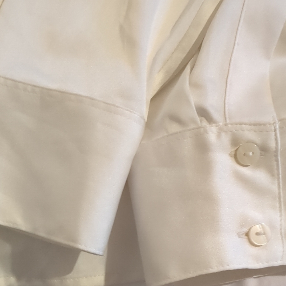 White Button-Up Shirt - Picture 4 of 4